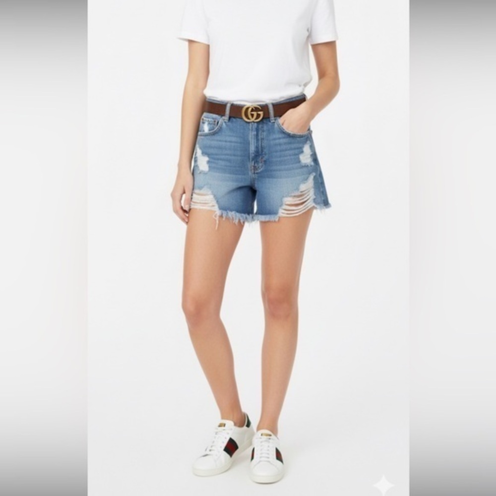 Topshop Highrise Distressed Mom Jean Short